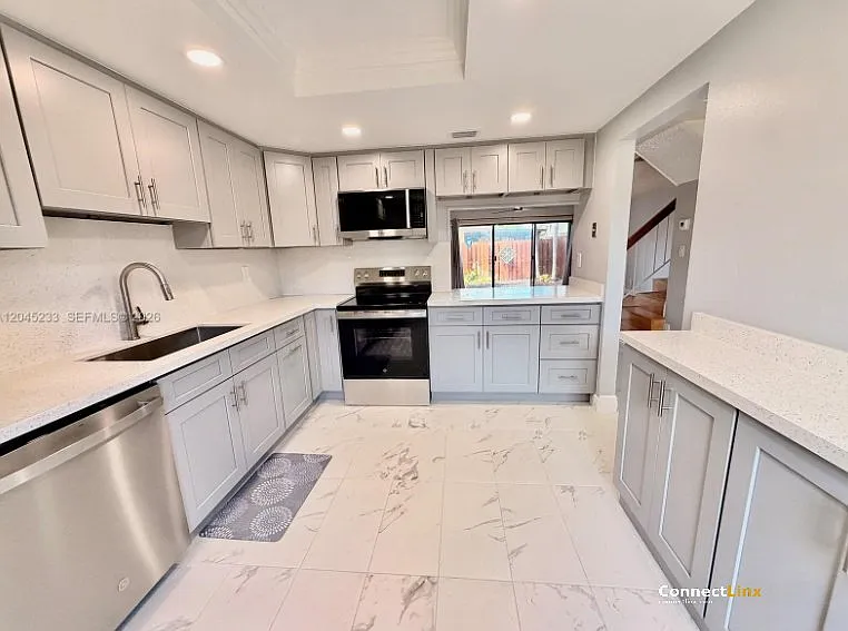 7361 SW 26th Ct — Photo 5
