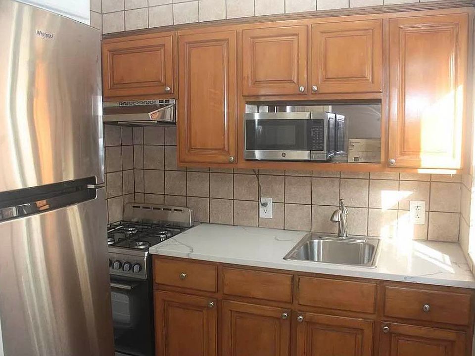 1st image of 1554 Fulton St APT 2