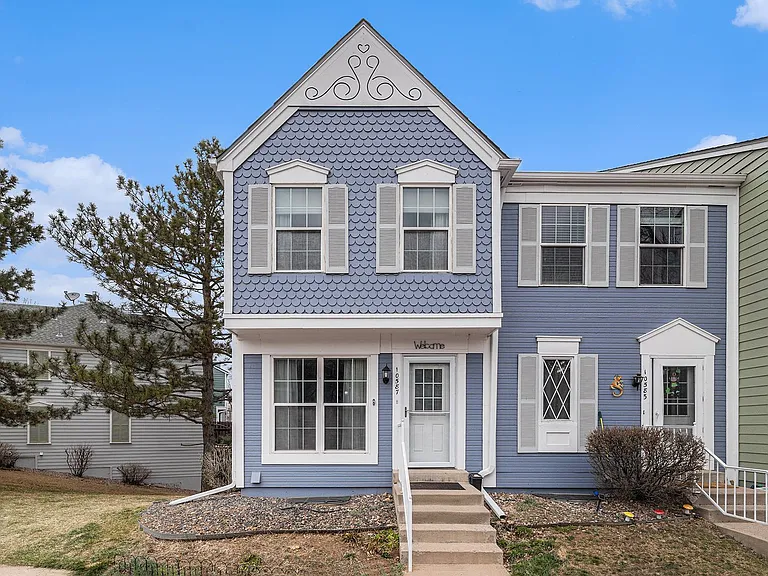 10587 W Dartmouth Ave — Photo 1