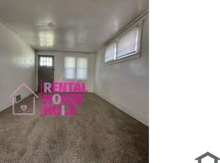 15330 Petoskey Ave, Detroit, MI 48238