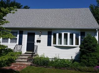 207 E Camplain Rd, Manville, NJ 08835