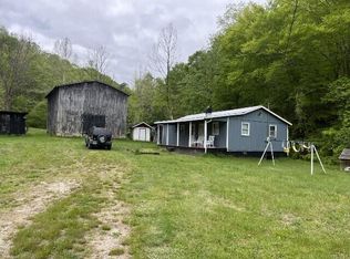 4135&4137 Bowlings Creek Rd, Jackson, KY 41339