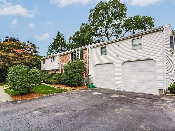 2nd image of 10 Birch Dr