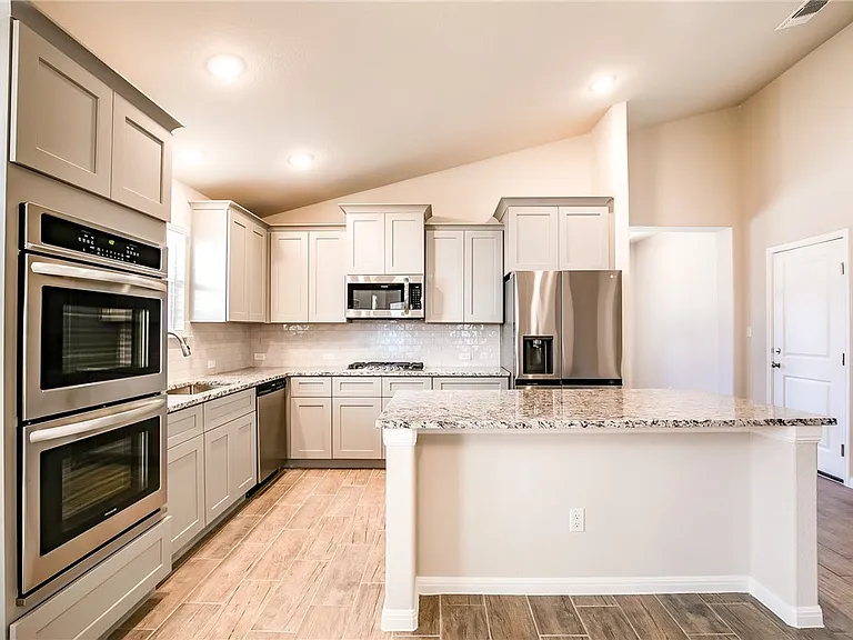 140 Bright Star Ln — Photo 12