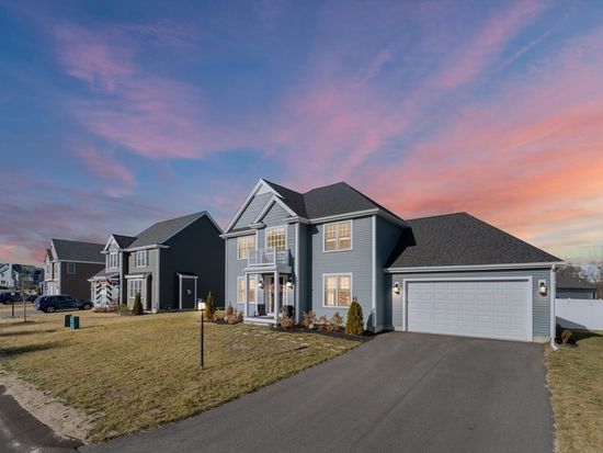 11 Wedge Dr, Lakeville, MA 02347