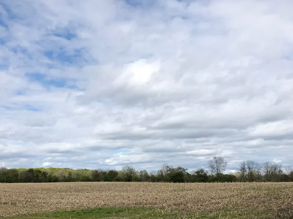 7051 E Saginaw Hwy, Grand Ledge, MI 48837