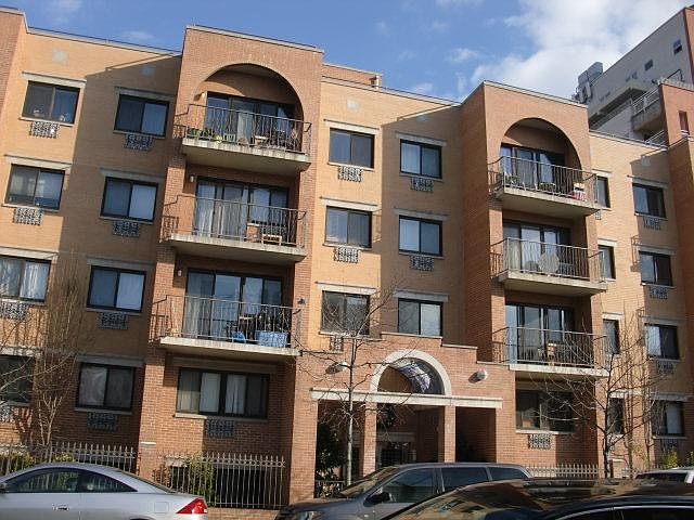 1st image of 1443 28th Ave #F4