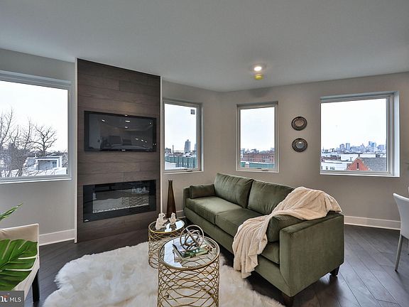2nd image of 1401 Frankford Ave #312