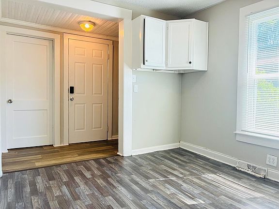 5th image of 200 Cain St