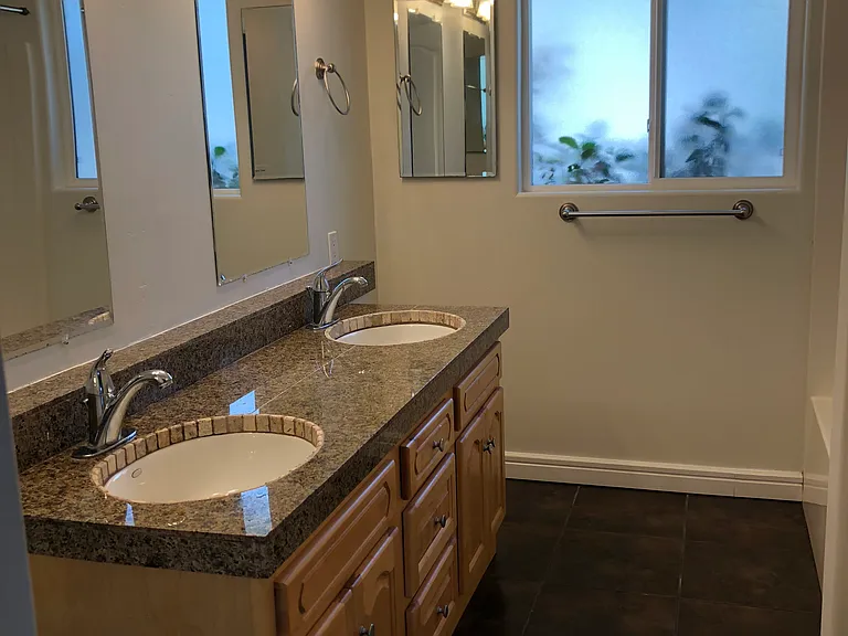 Double sink bathroom