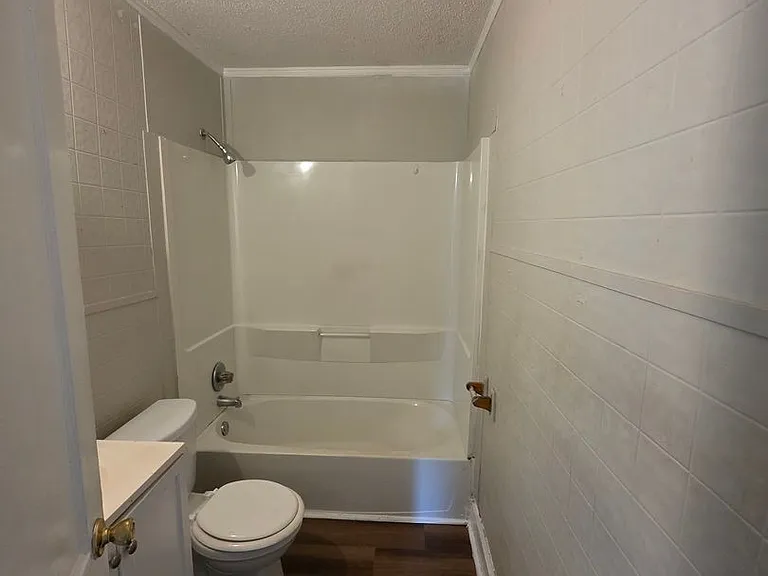 1407 Jerome Dr — Photo 12