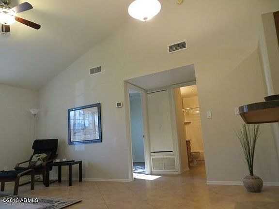 4th image of 921 W University Dr Unit 1132
