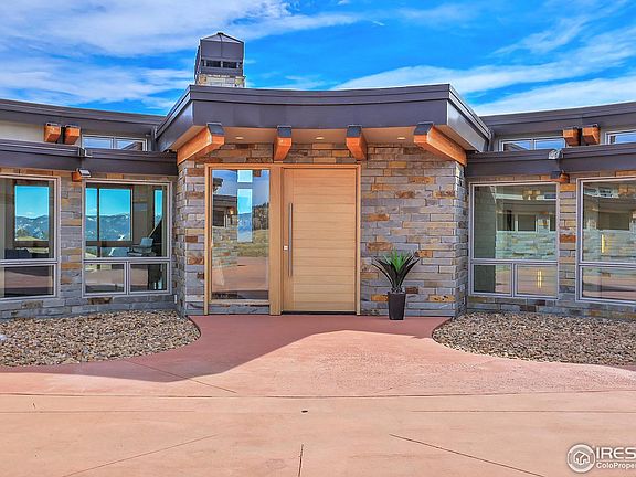 3rd image of 4604 Sunshine Canyon Dr