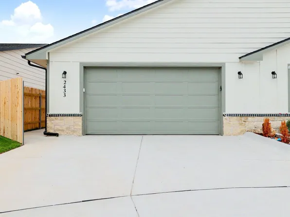 2433 S Wheatland St, Wichita, KS 67235