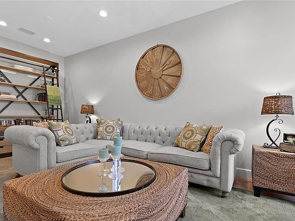 5th image of 11621 Highbury Way