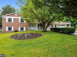 11413 Staten Ct, Germantown, MD 20876