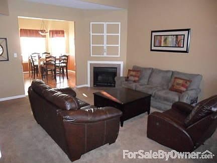 2nd image of 804 Lauderdale Dr