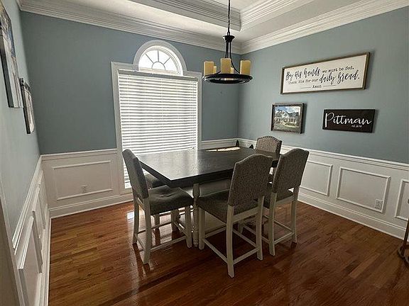 5th image of 406 Hunters Ridge Dr