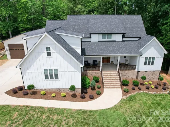 2681 Canepatch Dr, Denver, NC 28037