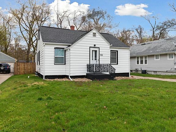 3rd image of 169 Elvern Dr