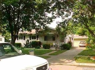 24401 Berry Ave, Warren, MI 48089