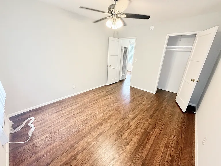 606 W Foothill Blvd — Photo 26