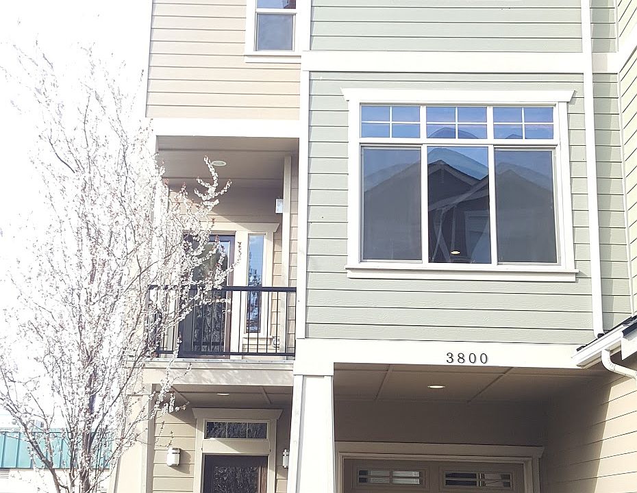 1st image of 3800 NE 3rd Pl