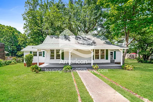 349 Center Ave NW Photo 1