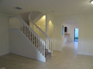 9213 W 33rd Way, Hialeah, FL 33018