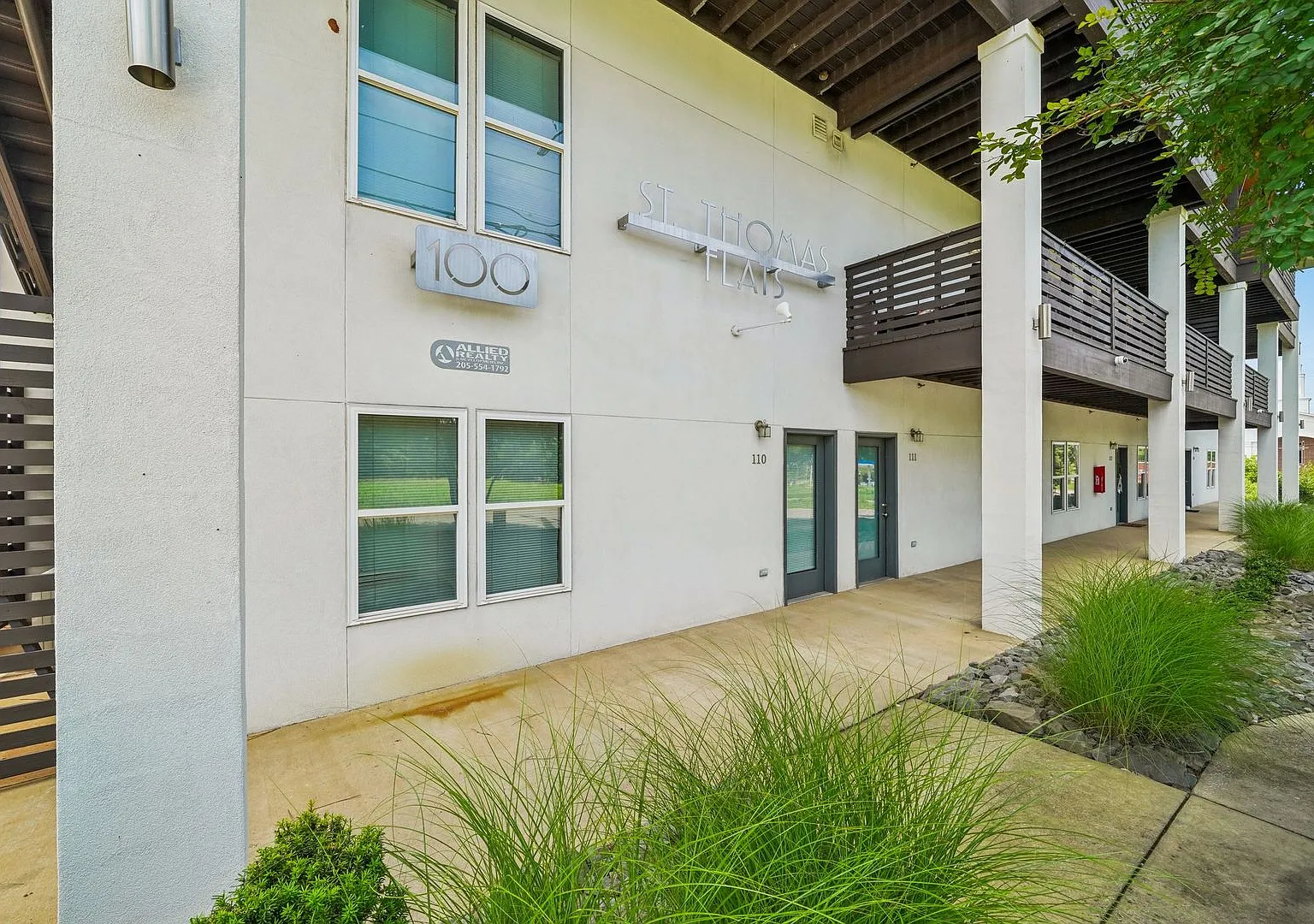 St. Thomas Flats — Photo 3