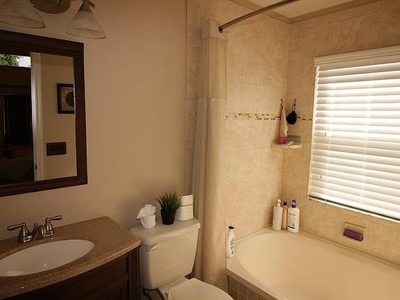 5th image of 753 Country Woods Cir