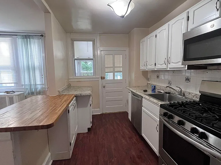 71 N State Rd — Photo 23