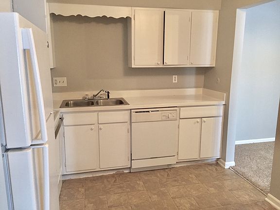 5th image of 2876 Marshall Ave SE APT 7E
