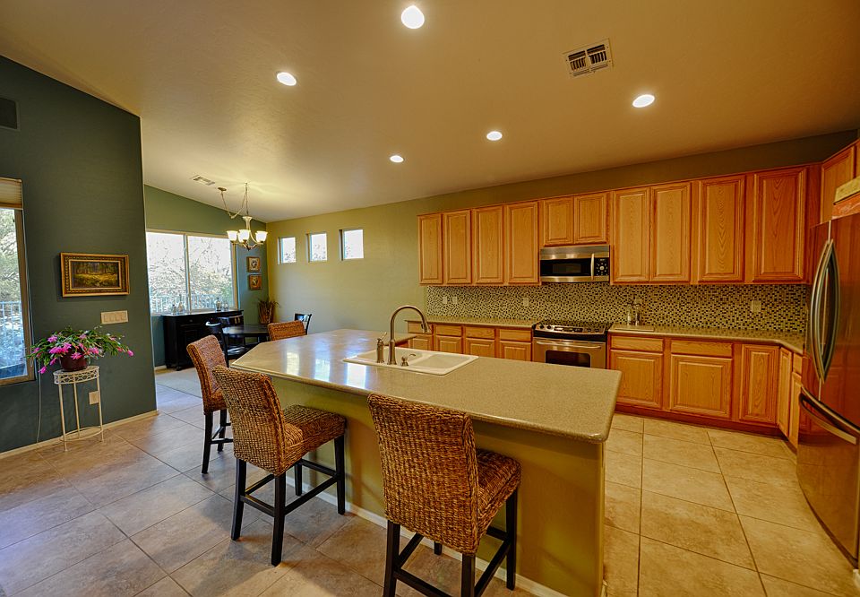 1st image of 4342 N Sunset Cliff Dr