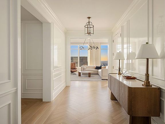 4th image of 30 Park Pl #67A
