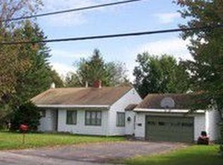30 Bridge St, Lancaster, NH 03584