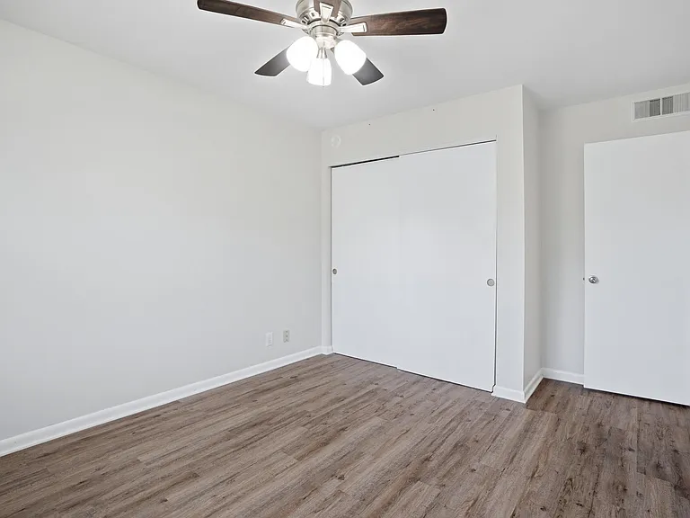 405 Brewer Dr #B — Photo 21