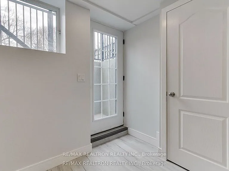 31 Goodman Cres #BSMNT B — Photo 4