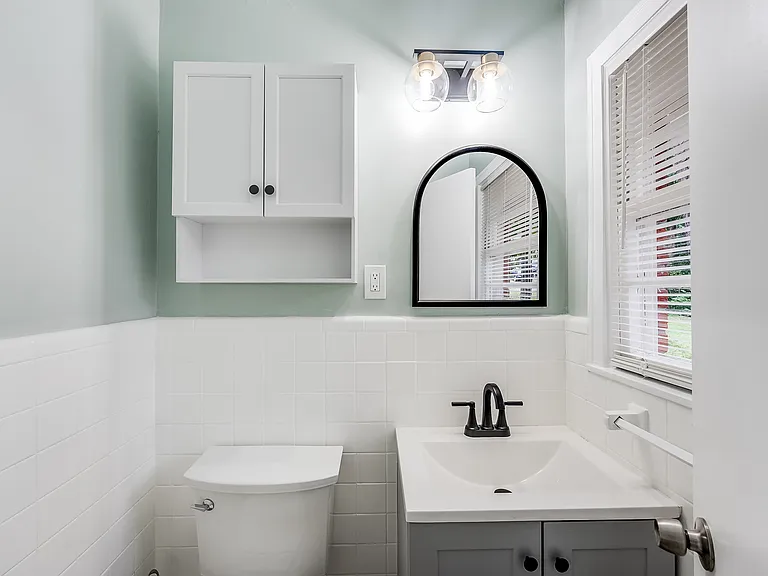 244 Mathews Cir SE — Photo 11