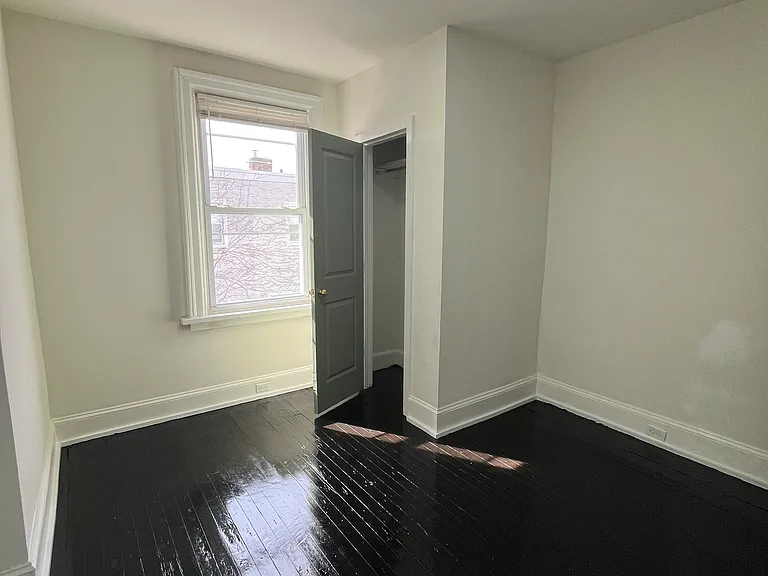 5852 Osage Ave — Photo 16