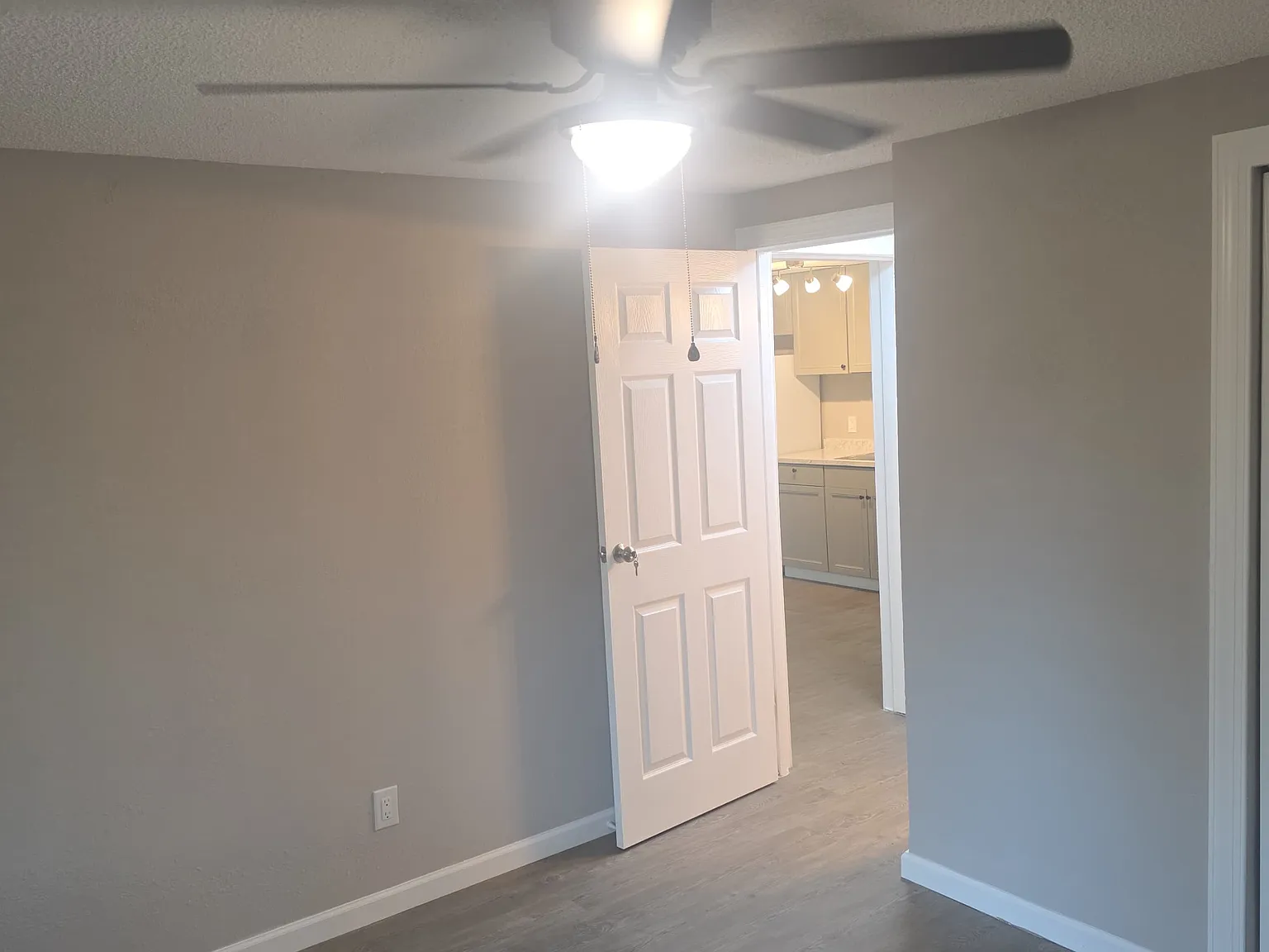 1 bed, $1,075 — Photo 3