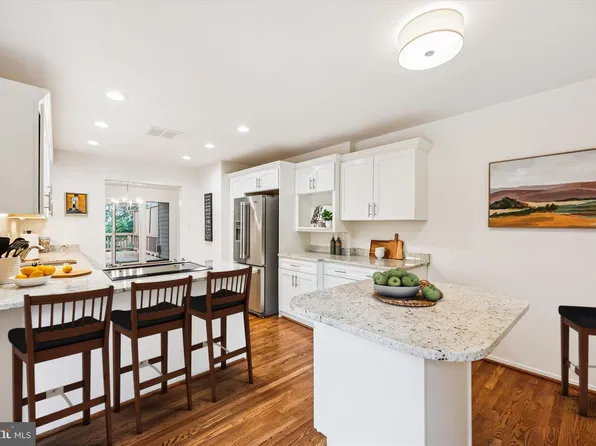 7818 Whiterim Ter, Potomac, MD 20854