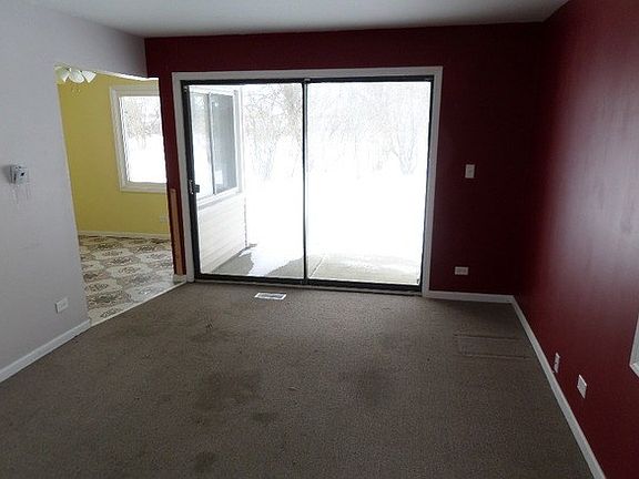 3rd image of 741 Sandpiper Ct #6