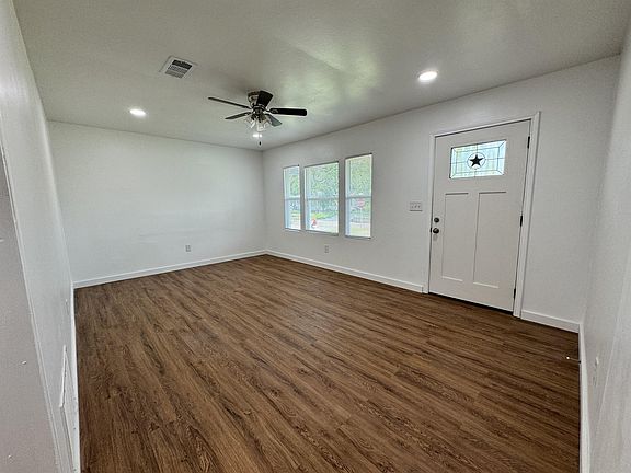 2nd image of 719 E College St