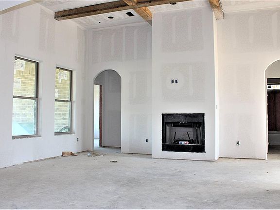 5th image of 7940 Farrah St