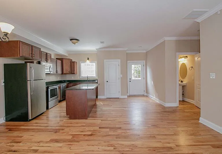 123 Bogard Ln — Photo 2