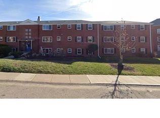 1640 Skyline Dr APT 12, Pittsburgh, PA 15227