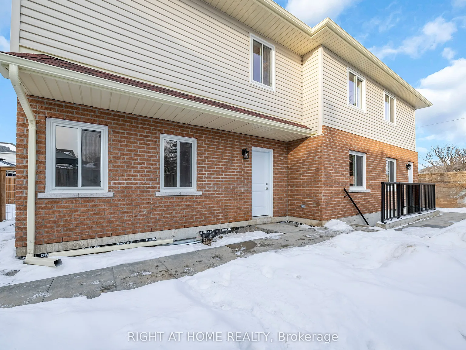 2 bed, $2,350 — Photo 4
