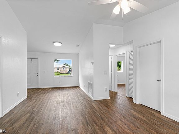 4th image of 2816 Economy St