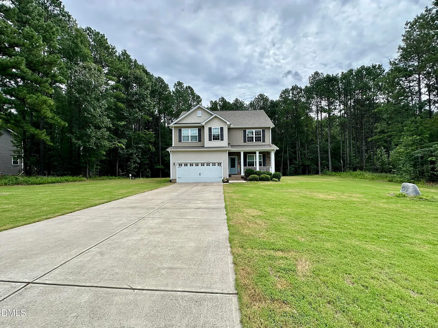 3 bed, 2.5 bath, 2171 sqft, $2,500 — Photo 2